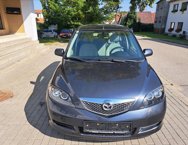 Mazda 2 2