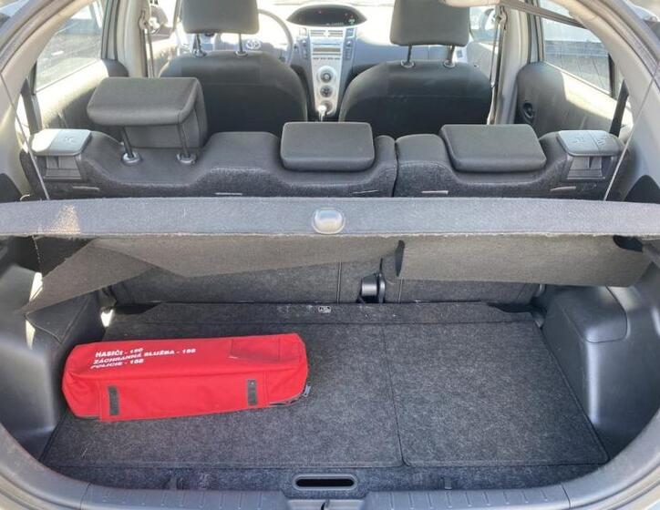 Toyota Yaris 22