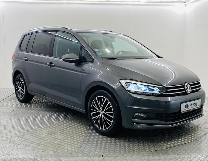 Volkswagen Touran 25