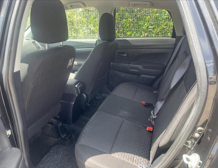 Mitsubishi ASX 13
