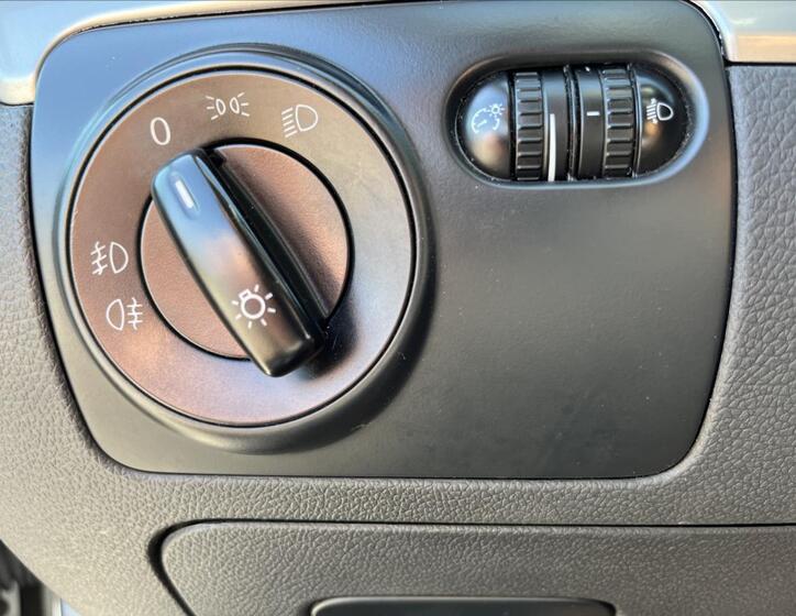 Volkswagen Golf 19