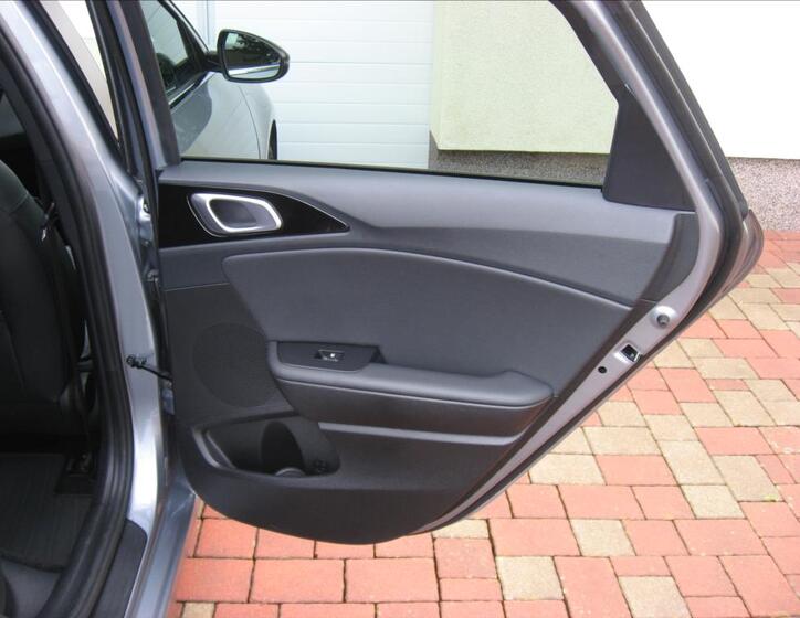 KIA Ceed 21