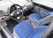 Volkswagen New Beetle 9