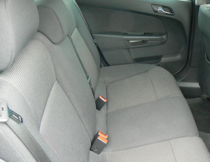 Opel Astra 23
