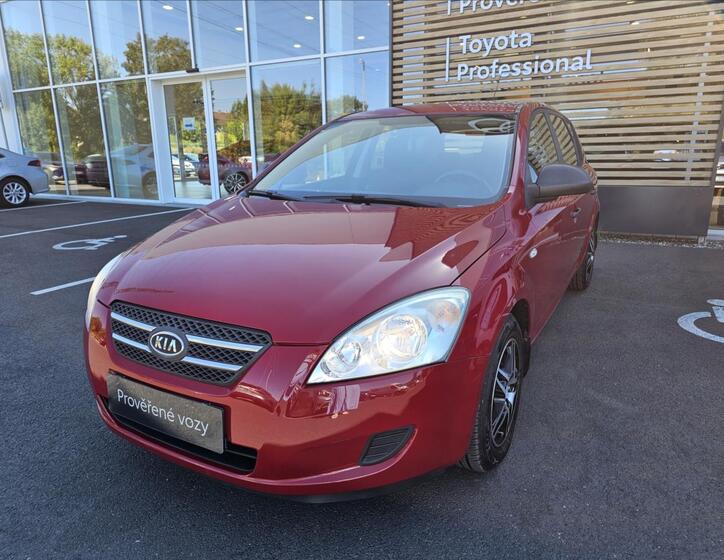 KIA Ceed 1
