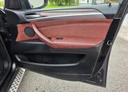 BMW X6 33