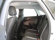 Opel Crossland X 7