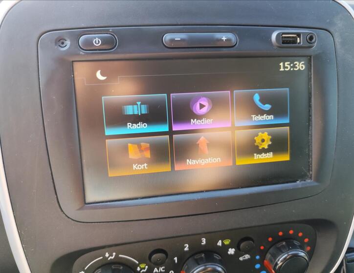 Renault Trafic 19