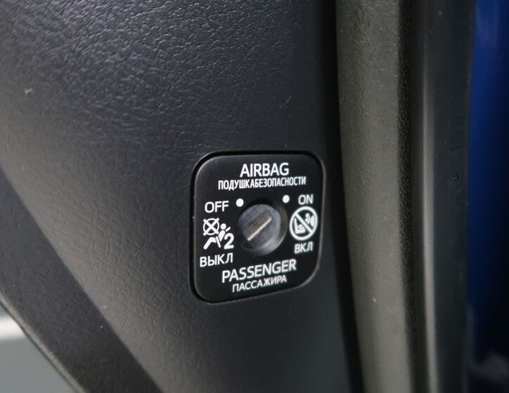Toyota Verso 15