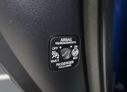 Toyota Verso 15