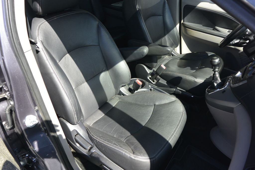 Mitsubishi Grandis