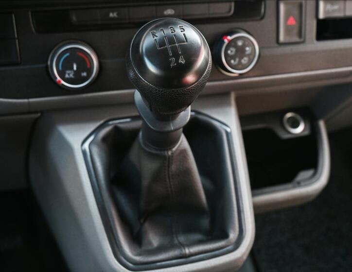 Volkswagen Transporter 19