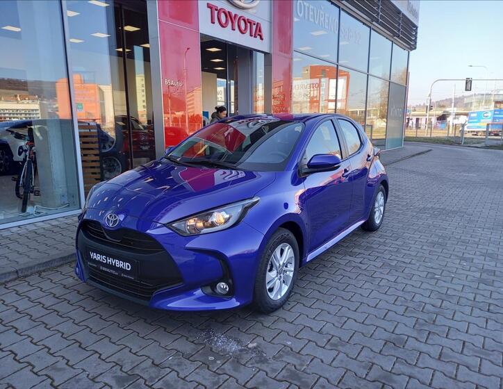 Toyota Yaris 1