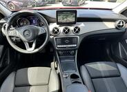 Mercedes-Benz GLA 9