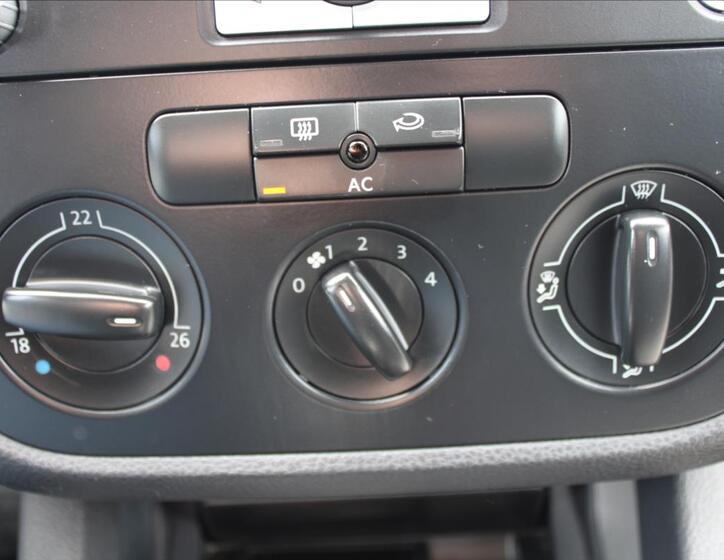 Volkswagen Golf 13