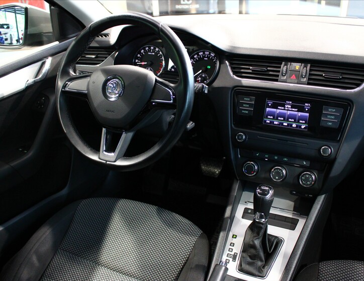 Škoda Octavia 11