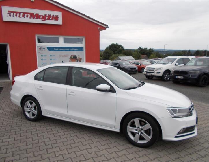 Volkswagen Jetta 8