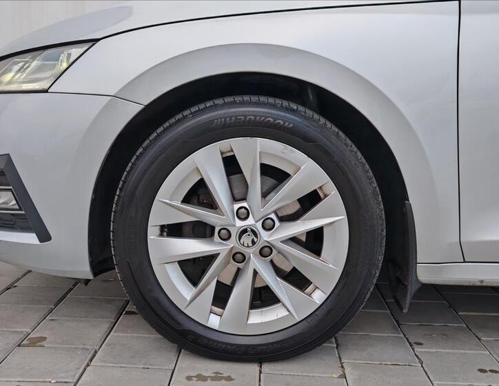 Škoda Octavia 6
