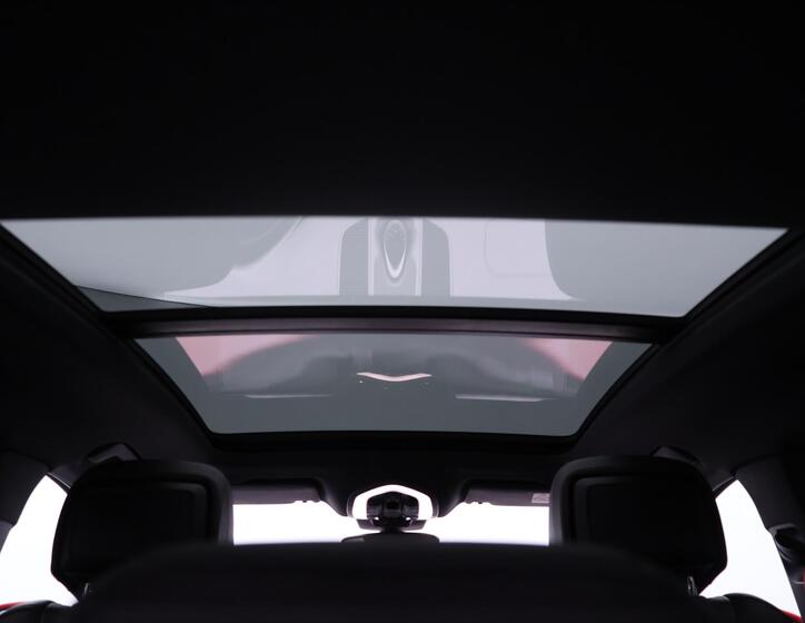 Porsche Macan 38