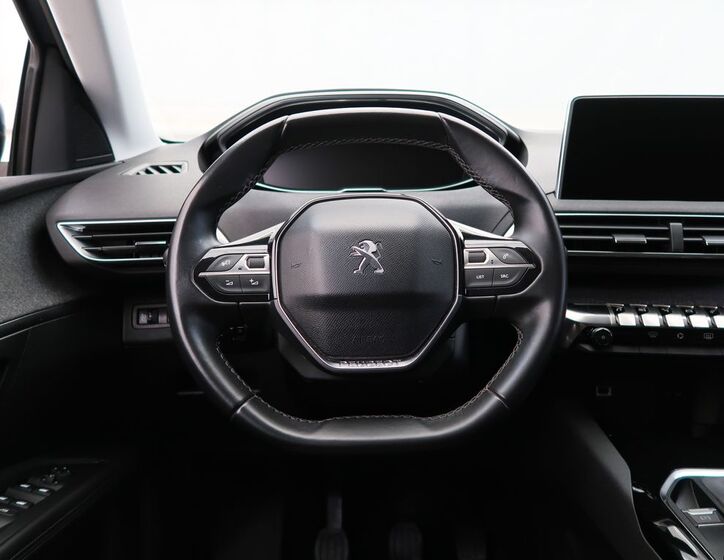 Peugeot 5008 23