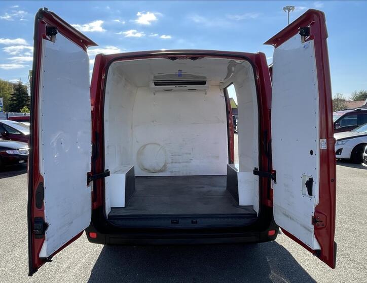 Renault Master 8