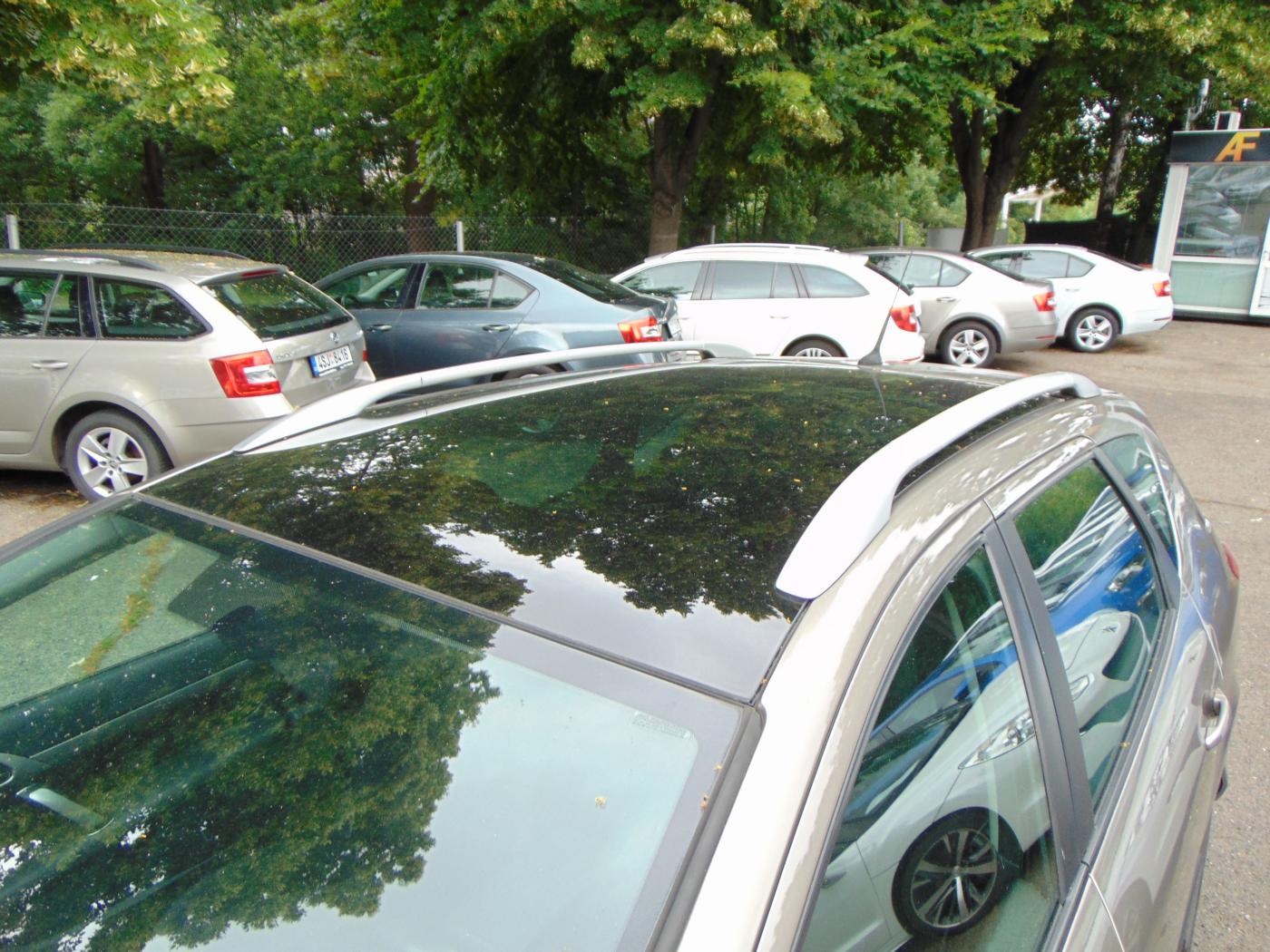 Peugeot 407