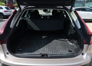 Volvo V90 10