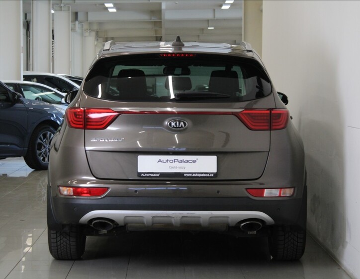 KIA Sportage 4