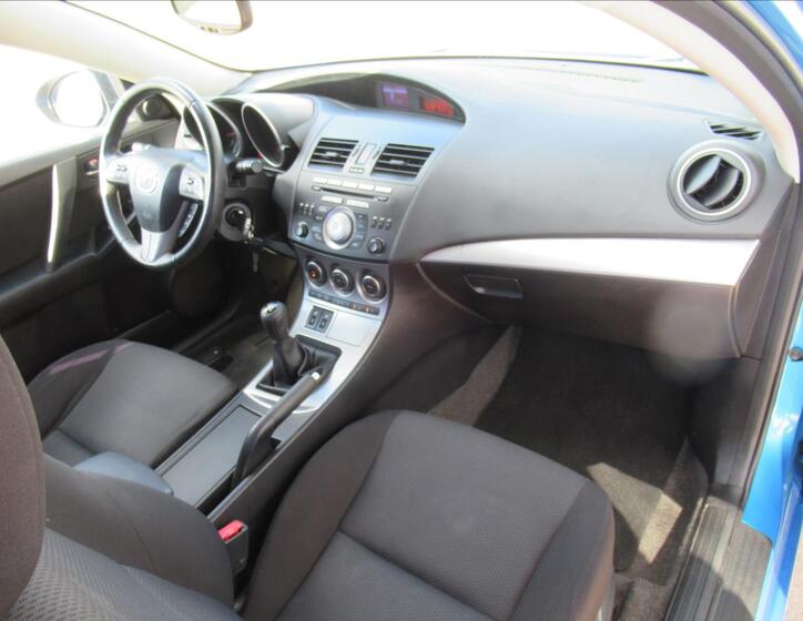 Mazda 3 22