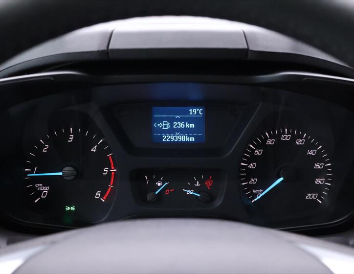 Ford Transit Custom 16