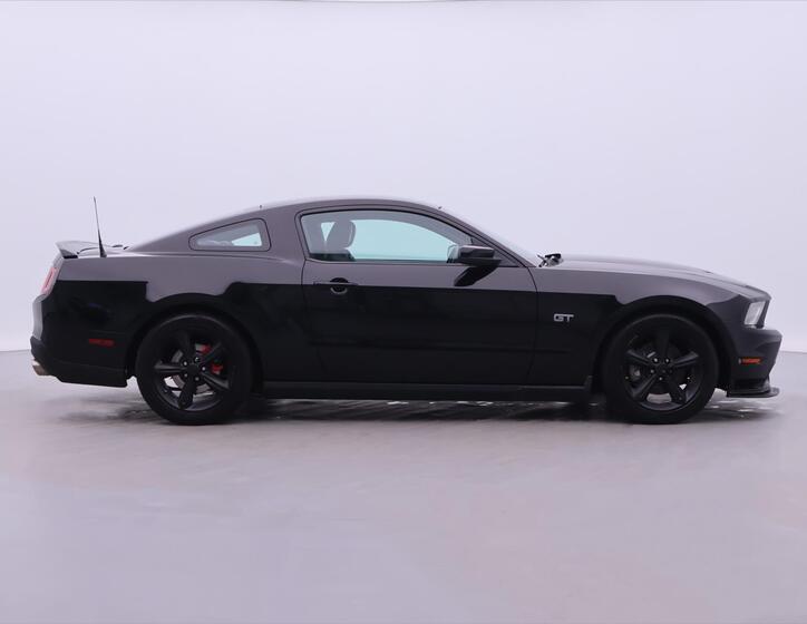 Ford Mustang 8
