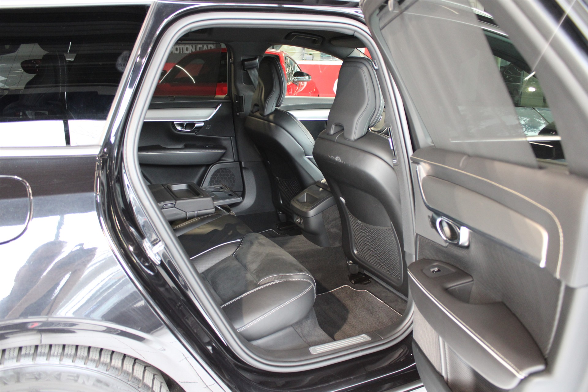 Volvo V90