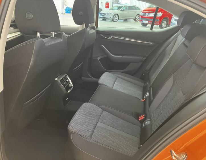 Škoda Octavia 23