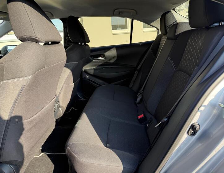 Toyota Corolla 16