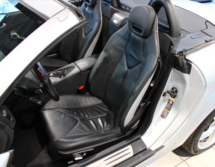 Mercedes-Benz SLK 8