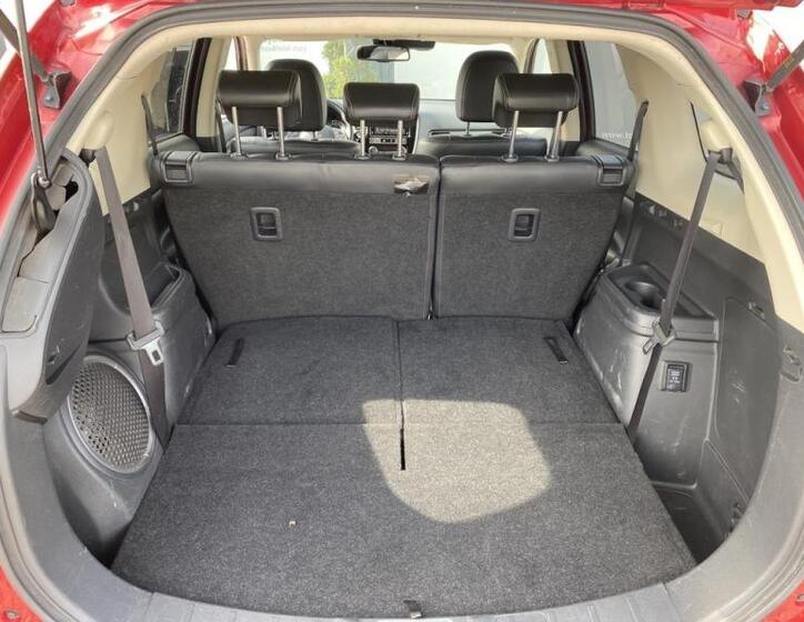 Mitsubishi Outlander 33