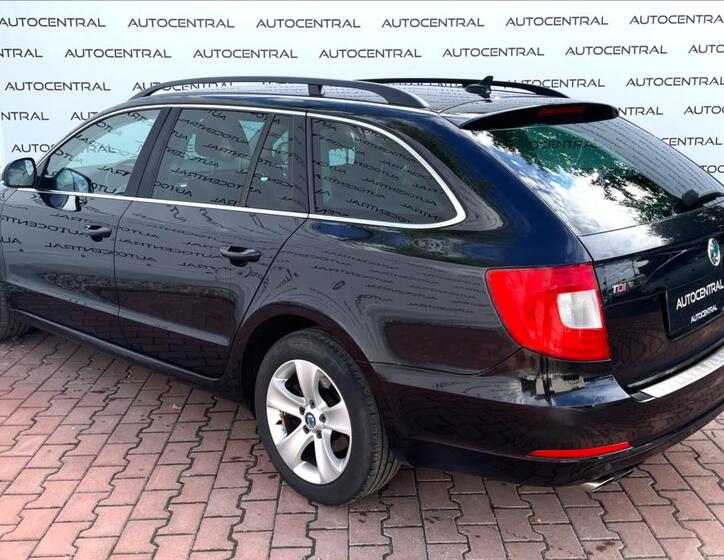 Škoda Superb 6