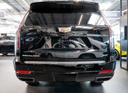 Cadillac Escalade 4