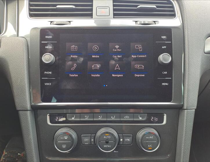 Volkswagen Golf 15