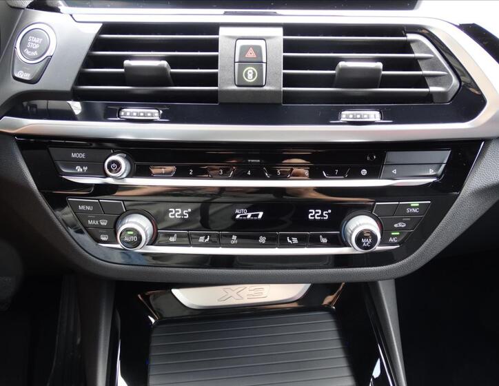 BMW X3 30