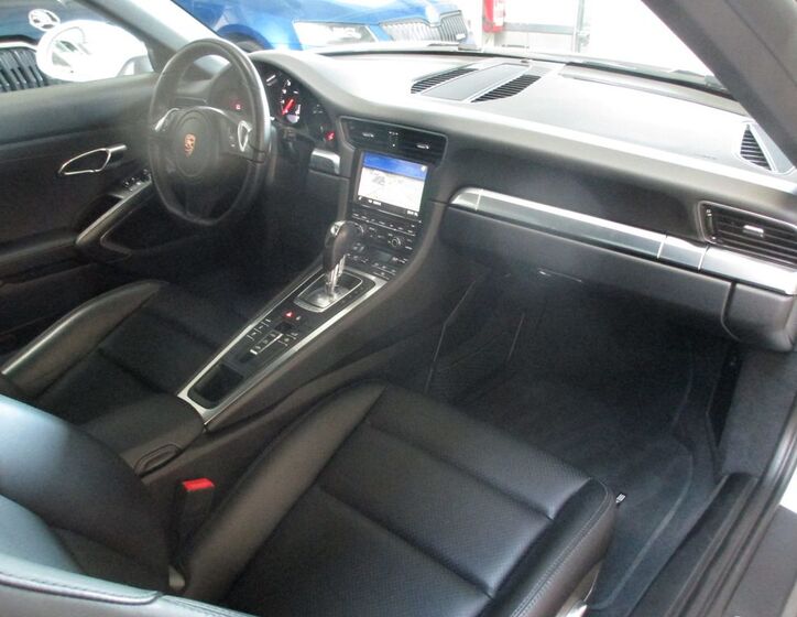 Porsche 911 25