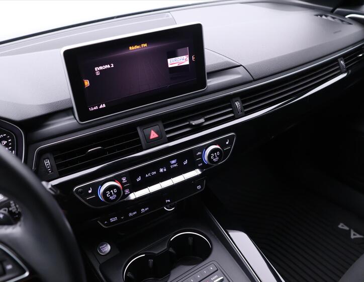 Audi A4 28