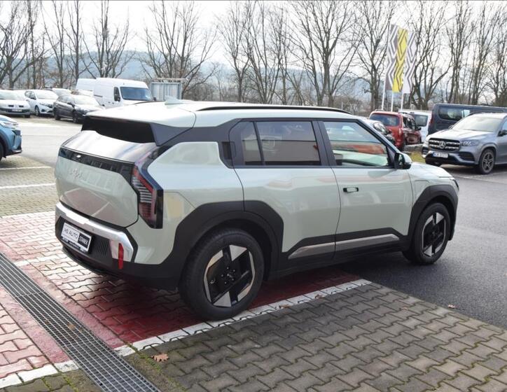 KIA EV3 3