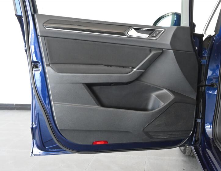 Volkswagen Touran 26