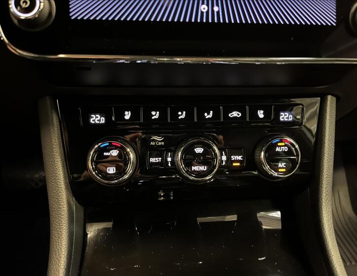 Škoda Superb 13
