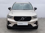 Volvo XC40 4