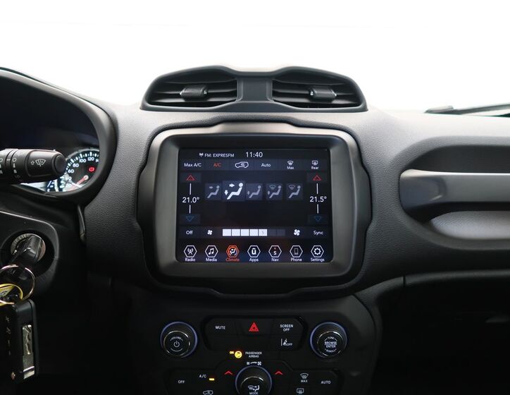 Jeep Renegade 26