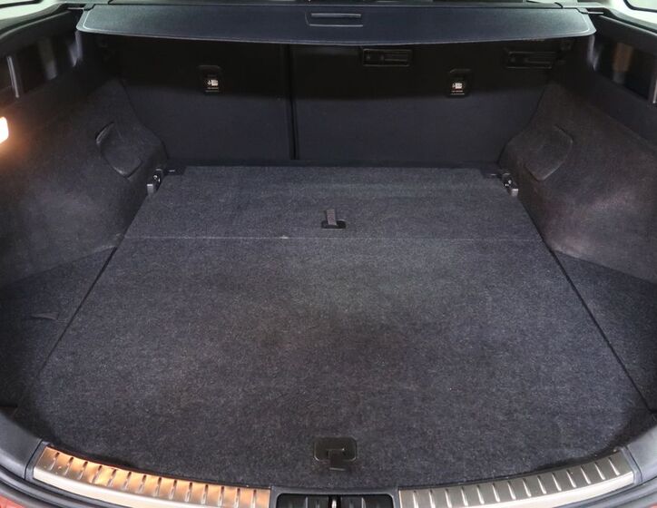 Toyota Auris 11