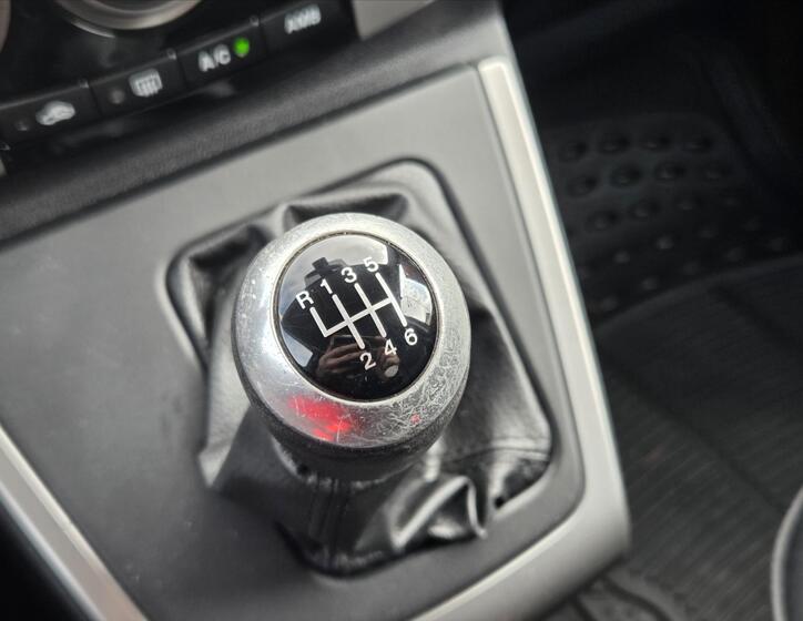 Mazda 5 17
