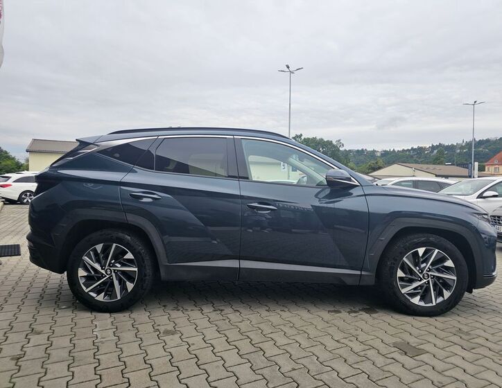 Hyundai Tucson 4